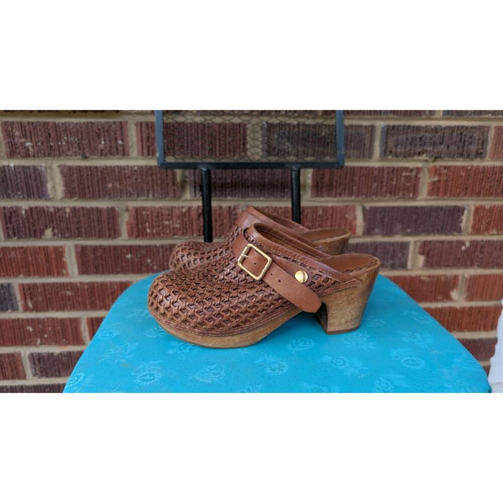 Juicy Couture Y2K Woven Leather Wooden Clogs-Boho-Brown Womens Size 7